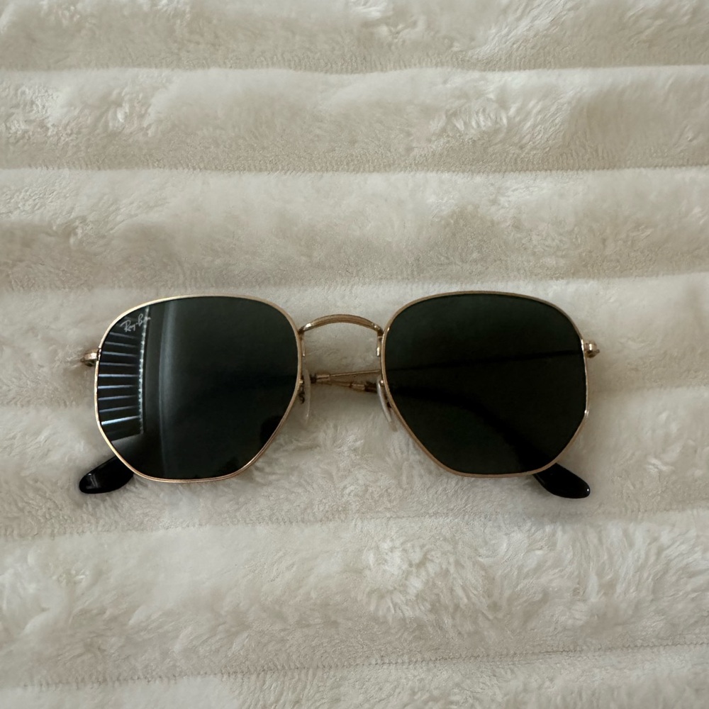 ray ban sunglasses